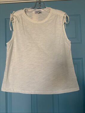 NWT Evereve White Tank Top